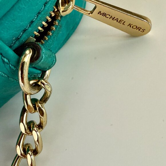 Michael Kors Crossbody Bag Turquoise/Teal with Gold Plaque - Picture 6 of 8